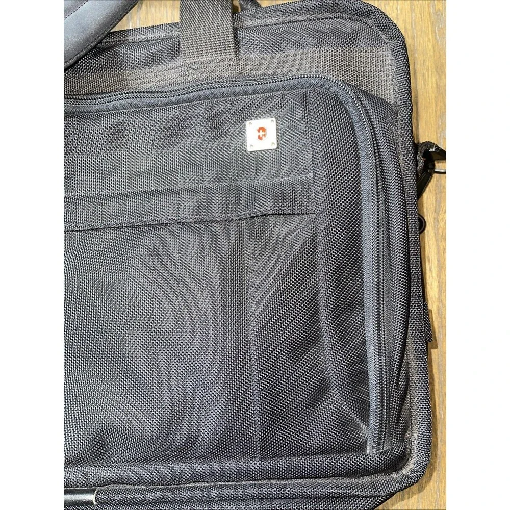 Wenger Legacy SwissGear Computer Laptop Tablet Carrying Briefcase Travel Bag 16”